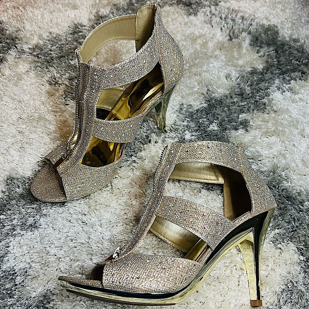 Sparkly gold heels
